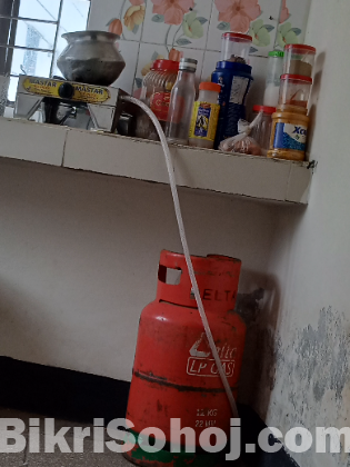 Gas cylinder, stove সিলিন্ডার, চুলা এবং রেগুলেটর